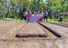 Polsek-Adonara-Barat-Polres-Flores-Flotim-laksanakan-Giat-tanam-pohon-dan-ketahanan-Pangan-dalam-rangka-Hari-Bhayangkara-ke-78-tahun-2024.