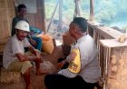 Cegah-Hoaks-dan-TPPO,-Bhabinkamtibmas-Turun-Langsung-ke-Dusun-01-Mokantarak