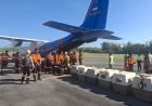 Misi-Kemanusiaan-Gempa-Flores,-Personel-Mabes-Polri-dan-10-K-9-Tiba-di-Ngada