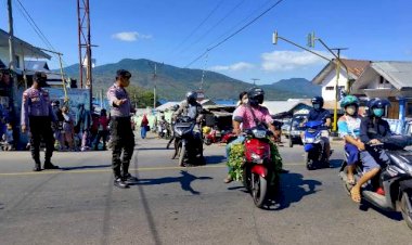 Patroli-Aman-Nusa-Ii-Tahap-IV,-Sabhara-Polres-Flotim-Lakukan-Patroli-Diseputaran-Kota