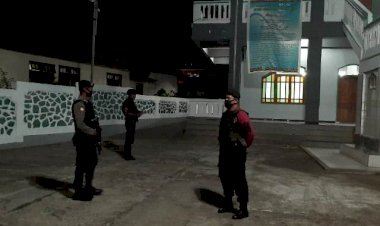 Tim-Pana-Elang-Polres-Flotim-Lakukan-Patroli-Tengah-Malam