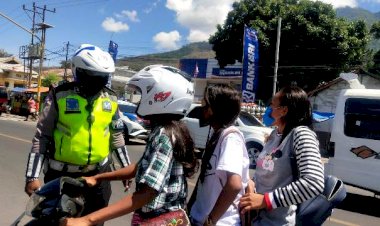 Tindak-Pelanggar-Lalu-Lintas,-Sat-Lantas-Polres-Flotim-Gelar-Razia