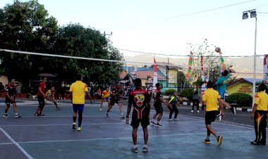 Tingkatkan-Sinergitas-dan-Soliditas,-Polres-Flotim-dan-Kodim-1624-/-Larantuka-Gelar-Olahraga-Bersama