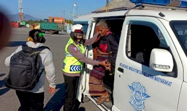 Woman-Care-Day,-Polres-Flotim-Berikan-Pelayanan-Khusus-Bagi-Kaum-Perempuan