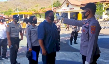 Ops-Aman-Nusa-II,-Cegah-Penyebaran-Covid-19-Urkes-Polres-Flotim-Rutin-Lakukan-Screening