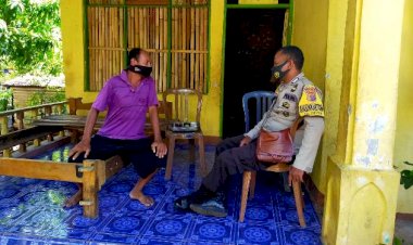 Door-To-Door-System,-Bhabinkamtibmas-Bripka-Don-Bosko-Sambangi-Tokoh-Masyarakat