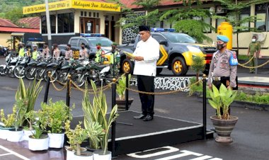 Bupati-Flores-Timur-Pimpin-Apel-Gelar-Pasukan-Dalam-Rangka-Operasi-Lilin-Turangga-2020