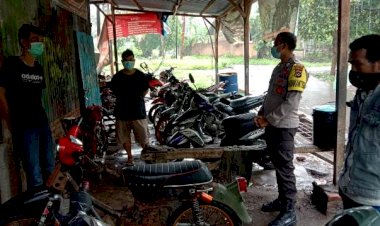 Giat-Sambang-Komunikasi-Oleh-Bhabinkamtibmas-Bripka-Melyanto-Y.-Mbeo