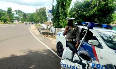 Giat-Rutin-Sat-Lantas,-Patroli-Hunting-Daerah-Rawan-Laka-dan-Pelanggaran