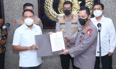 Kompetisi-Sepak-Bola-Diizinkan,-Kapolri-Ingatkan-Komitmen-Penegakan-Prokes