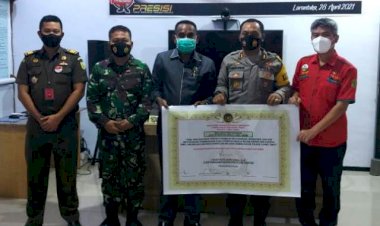 Gelar-Deklarasi-Pencanangan,-Polres-Flotim-Siap-Menuju-WBK-dan-WBBM