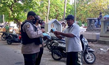 Sat-Sabhara-Polres-Flotim-Rutin-Gelar-KRYD-dan-Pendisiplinan-Patuh-Prokes-Covid-19