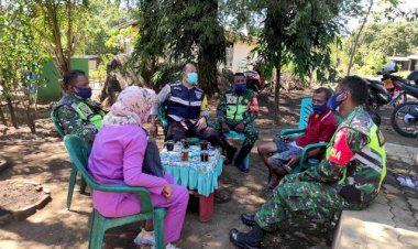 Bhabinkamtibmaas-AIPDA-I-WAYAN-ARYASA-aktif-lakukan-sambang-ke-desa-binaannya