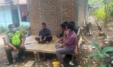 Bhabinkamtibmas-Sambangi-Warga-Masyarakat-di-Dusun-Klobong-Desa-Boru