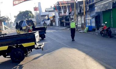 Giat-Rutin-Sat-Lantas-Polres-Flotim,-Lakukan-Gatur-Dipagi-Hari