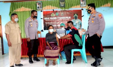 Penuh-Tekat,-Polres-Flotim-Bersama-Tim-Vaksinator-Kejar-Target-70-Persen-Vaksinasi