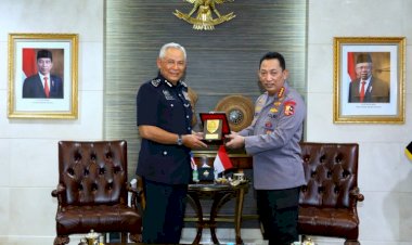 Bertemu-Kepala-Kepolisian-Malaysia,-Kapolri-Bahas-PMI-Ilegal-Hingga-Penanganan-Covid-19