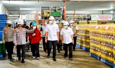 Kapolri-Pastikan-Awasi-Alur-Distribusi-dan-Harga-Minyak-Goreng--di-Pasar