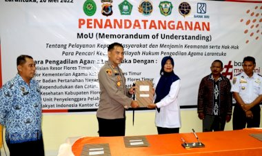 Polres-Flotim-Bersama-Pengadilan-Agama-Tanda-Tangani-MOU