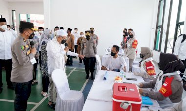 TNI-Polri-dan-Kemenkes-Gelar-Baksos-Kesehatan-di-Banten