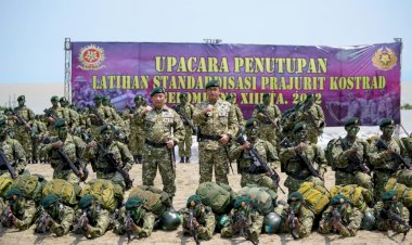 Dikukuhkan-Warga-Kehormatan-Kostrad,-Kapolri:-TNI-Polri-Terus-Bersinergi-Jaga-Wibawa-Negara-dan-Rakyat-Indonesia