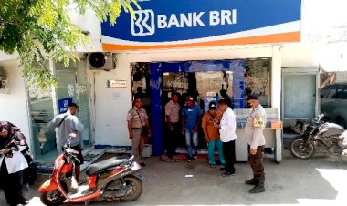 Cegah-Gangguan-Kamtibmas,-Bripka-Rofin-Sambangi-Bank-BRI-Unit-Cendana-Solor