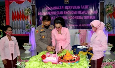 Rayakan-HKGB-ke-70,-Bhayangkari-Cabang-Flores-Flotim-Gelar-Syukuran