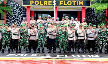 Jaga-Soliditas-TNI-POLRI,-Kapolres-Flotim-Pimpin-Apel-Gabungan