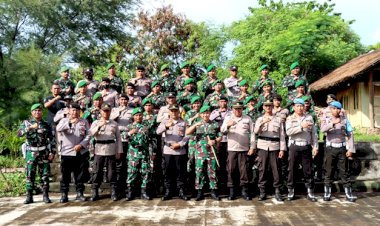 Perkuat-Sinergitas-TNI-POLRI,-Polres-Flotim-Ikuti-Apel-Gabungan