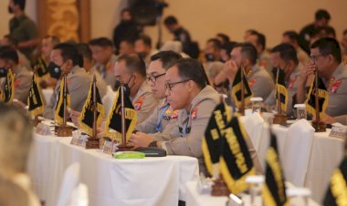 Waka-Polri-:-Diharapkan-SDM-Polri-Dapat-Mencapai-Keunggulannya-Guna-Mendukung-Stabilitas-Keamanan