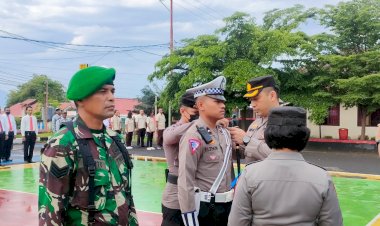 Sematkan-pita-operasi,-Kapolres-pimpin-apel-gelar-pasukan-Ops-keselamatan-Turangga-2023