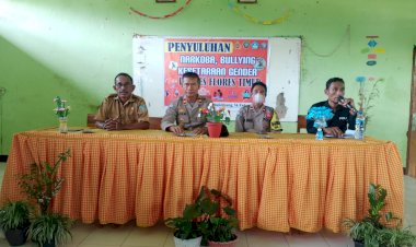 Sambangi-Sekolah,-Kasat-Binmas-Polres-Flotim-Berikan-Penyuluhan-dan--Sosialisasi-Kenakalan-Remaja-dan-Bahaya-Narkoba