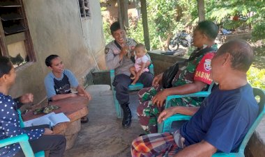Sinegritas-TNI-POLRI-Peduli,-Bhabinkamtibmas-dan-Babinsa-Kunjung-Perkembangaan-Balita-Stunting-Di-Desa-Binaannya