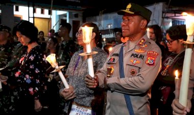 Ritual-Keagamaan,-Kapolda-Bersama-Danrem-dan-Rombongan-Ikuti-Prosesi-Jumat-Agung