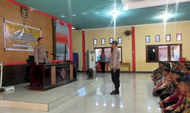 Kapolres-Flotim-Pimpin-Giat-Pelepasan-Calon-Bintara-Polri-Tahun-2023