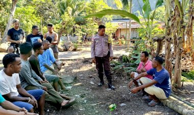 Bhabinkamtibmas-Desa-Watotika-Himbau-Warganya-Waspadai-Bahaya-TPPO