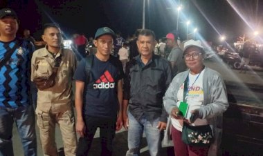 Satgas-TPPO-Polres-Flotim-Pantau-Kepulangan-Pekerja-Migran-Indonesia-Yang-Dideportasi-Oleh-Pemerintah-Malaysia,-Tiba-Di-Larantuka