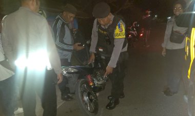 Tingkatkan-Keamanan,-Polres-Flotim-Gencar-Lakukan-Operasi-Pekat-Di-Malam-Hari