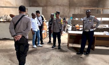 Polres-Flotim-melalui-Satgas-OMB-Laksanakan-Patroli-Ke-Gudang-Logistik-KPU-Kab.-Flotim