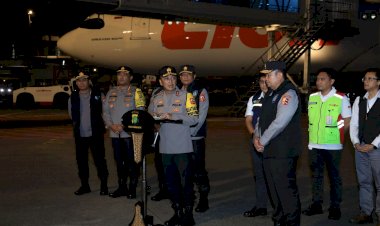 Pesawat-Ketiga-Berisikan-Bantuan-Kemanusiaan-Bagi-Warga-Palestina-Diberangkatkan