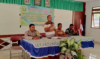 Partisipasi-Bhabinkamtibmas-Dalam-Memonitor-Kegiatan-Penyaluran-Bantuan-Langsung-Tunai-(BLT)-di-Desa-Watotika-Ile