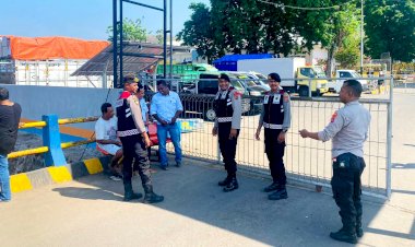 Pastikan-Situasi-Dalam-Kota-Aman,-Sat-Samapta-Polres-Flores-Timur-Rutin-Lakukan-Patroli