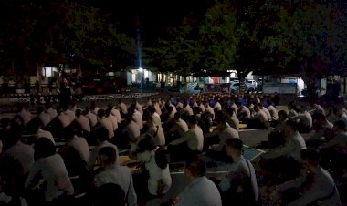 Personil-BKO-Polda-NTT-Tiba-di-Kab.-Flotim-dalam-rangka-perbantuan-Bencana-alam-gunung-Lewotobi.