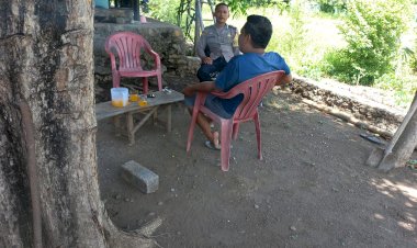 Wujudkan-Pemilu-Yang-Damai,-Bhabinkamtibmas-Sambang-dan-Beri-imbauan-Warga-Binaan