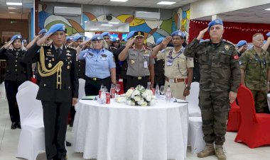 Beri-Kontribusi-Nyata-Misi-Perdamaian,-UNMISS-Beri-Penghargaan-Personel-Polri