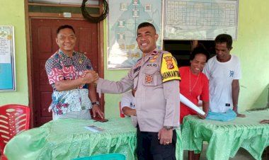 Wujud-Kedekatan-Masyarakat,-Bhabinkamtibmas-Sambangi-Posyandu-Di-Wilayah-Binaannya