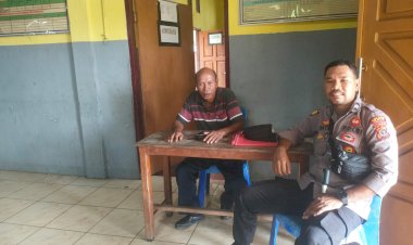 Bhabinkamtibmas-Sambangi-Pemerintah-Desa-Tobilota.