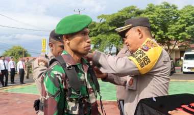 Polres-Flotim-Laksanakan-Apel-Gelar-Pasukan-Operasi-Ketupat-Turangga-2024