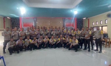 Anev-Bhabinkamtibmas-Tingkat-Polres-Flotim,-Kapolres-Flotim,-