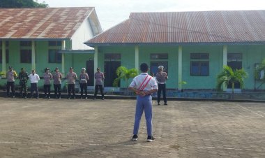 Kasat-Lantas-Polres-Flotim-Sosialisasi-Ke-Sekolah,-Pelajar-Harus-Tertib-Berlalu-Lintas-Dan-Stop-Bully